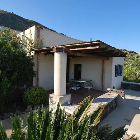 Holiday home Holiday Villetta Terasia Lipari (Isola Lipari)